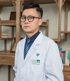 戴洪彬
