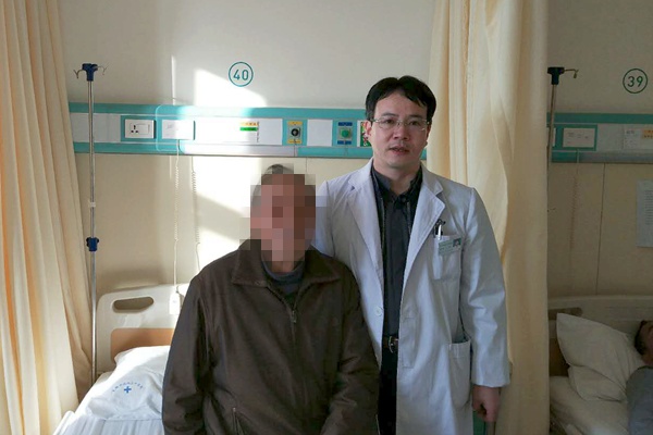 合影.jpg