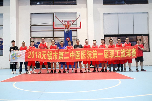 合影.jpg